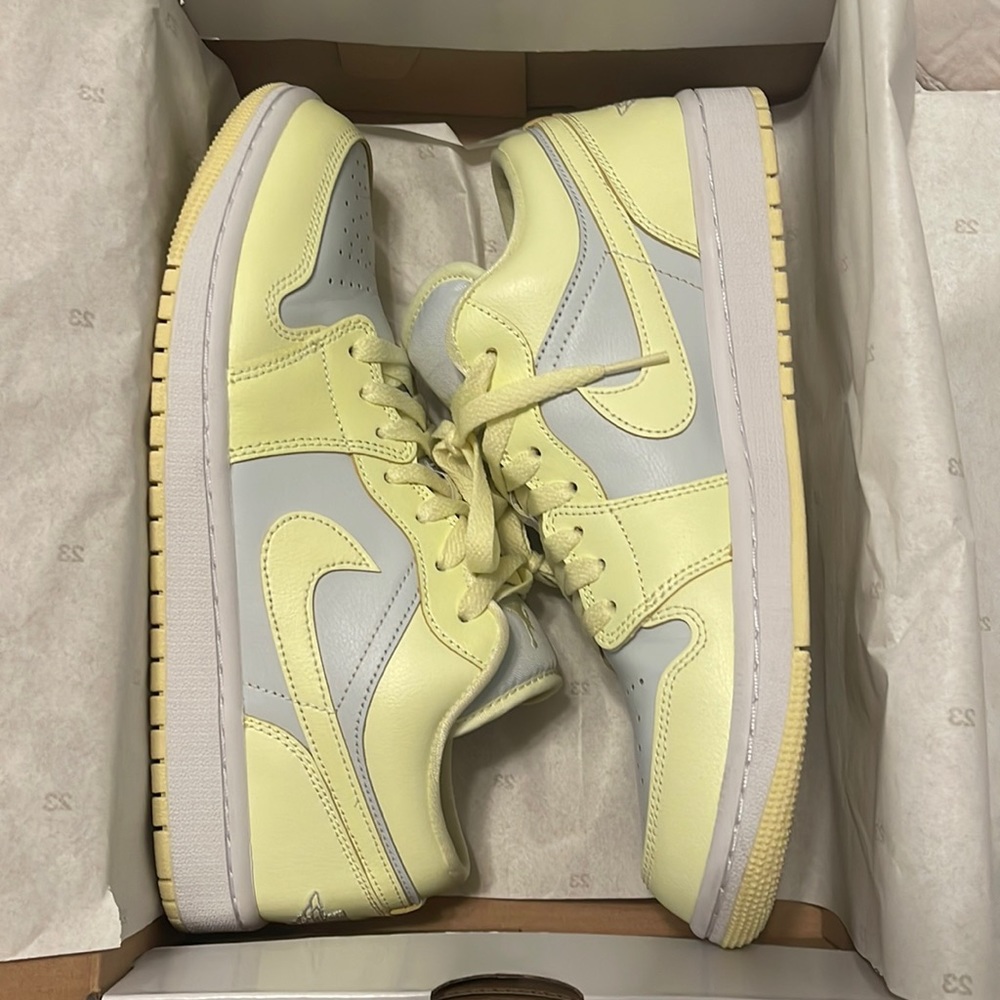AIR JORDAN 1 LOW